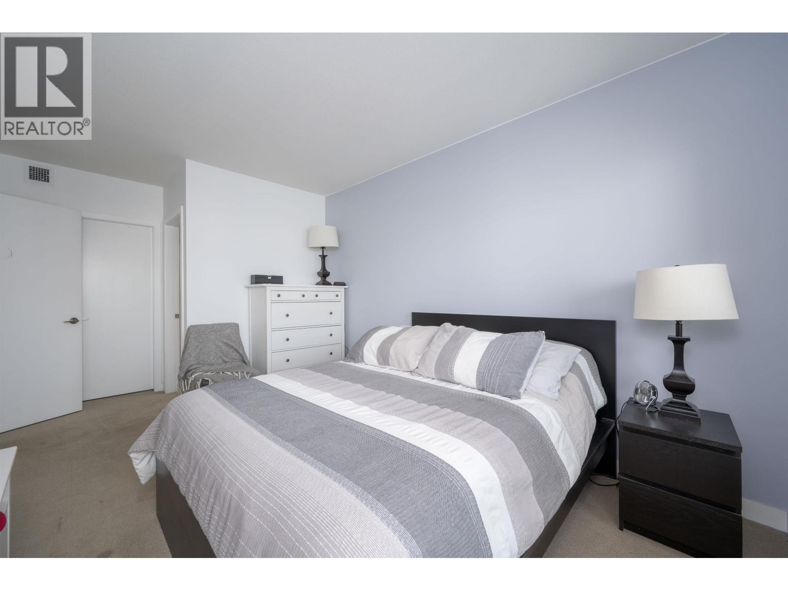 409 111 E 3RD STREET, North Vancouver - Image 1