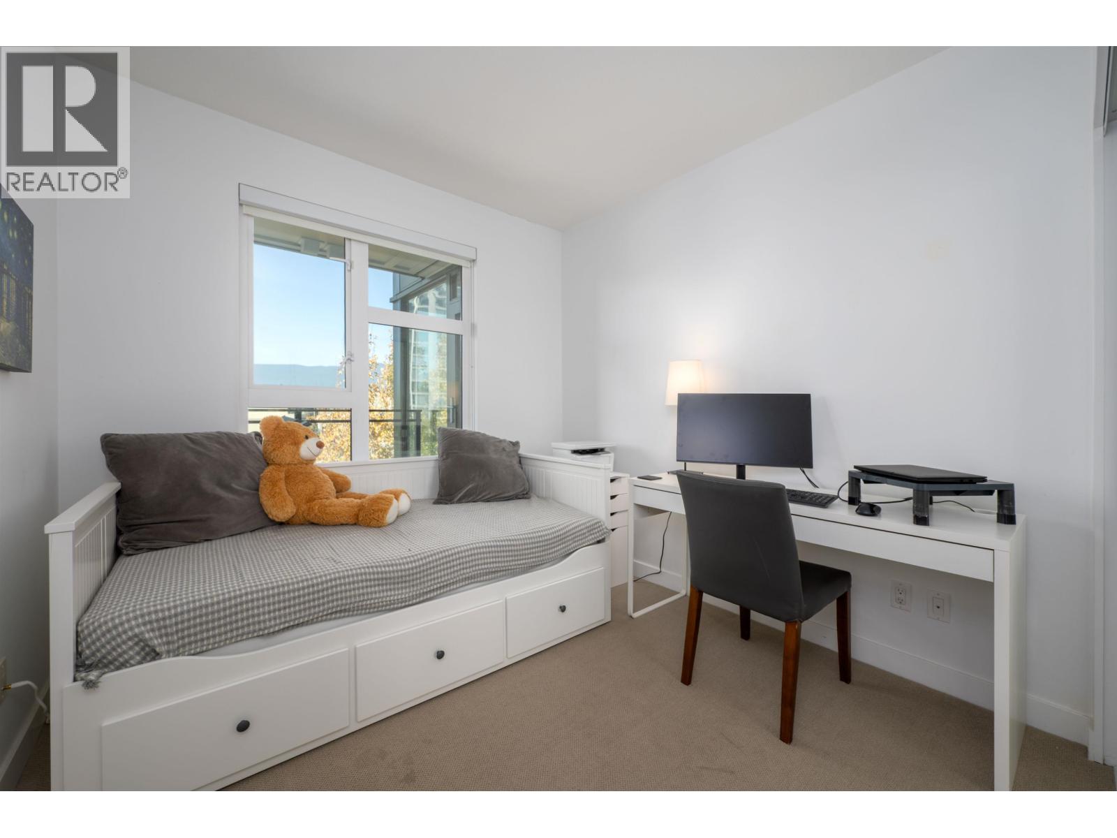 409 111 E 3RD STREET, North Vancouver - Image 1