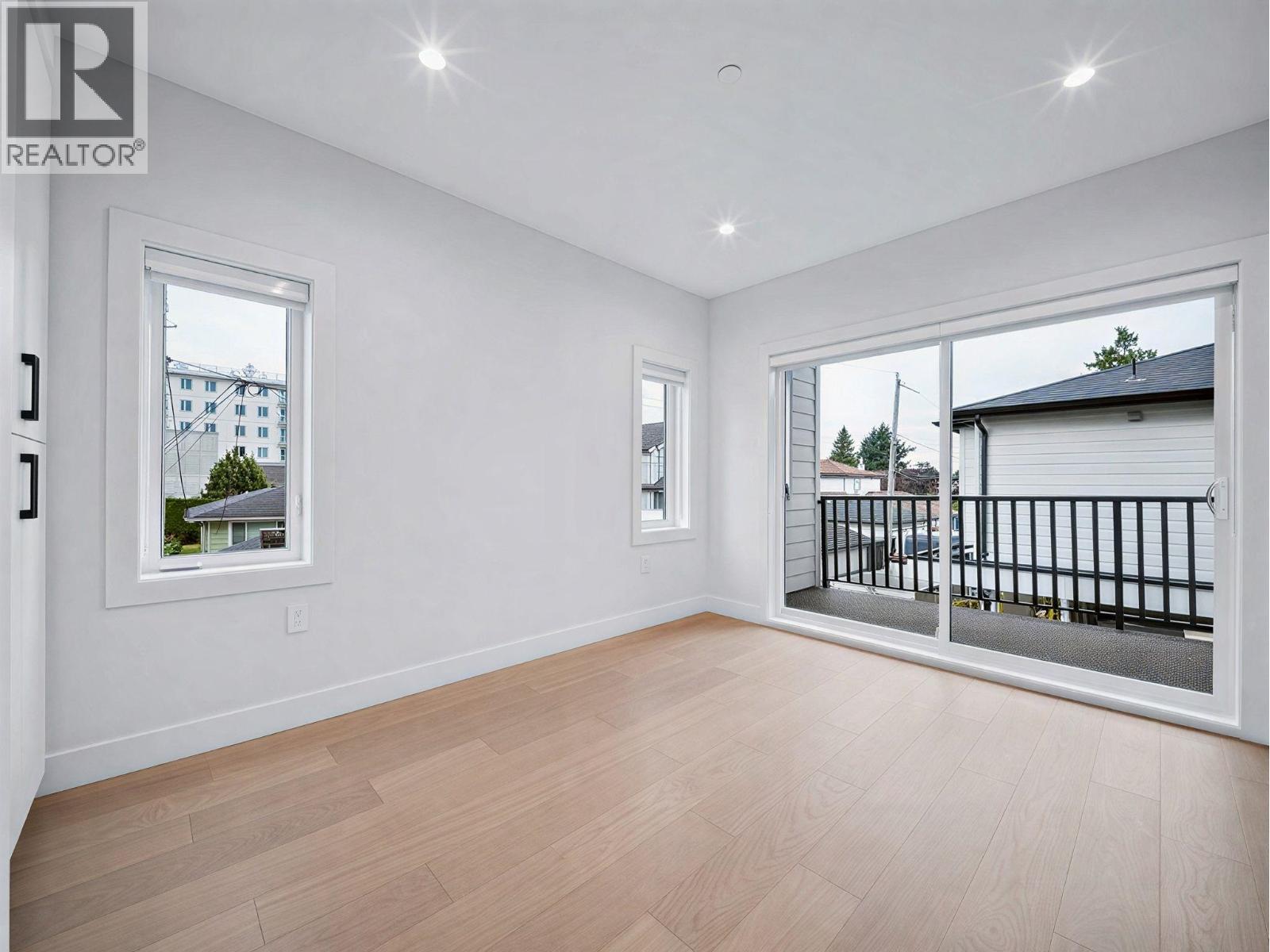 2 6991 KERR STREET, Vancouver - Image 1