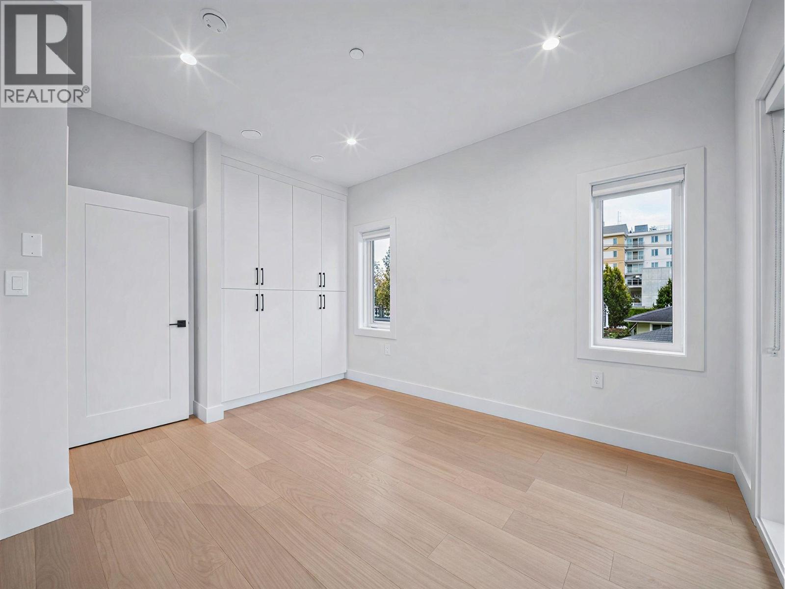 2 6991 KERR STREET, Vancouver - Image 1