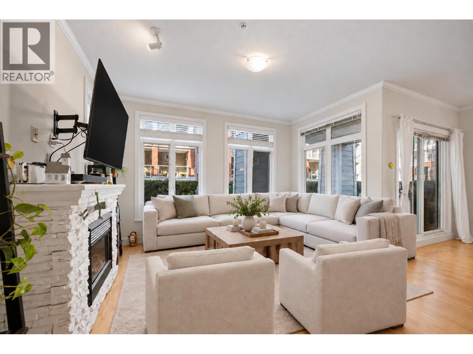 Property for sale at 107 4211 BAYVIEW STREET