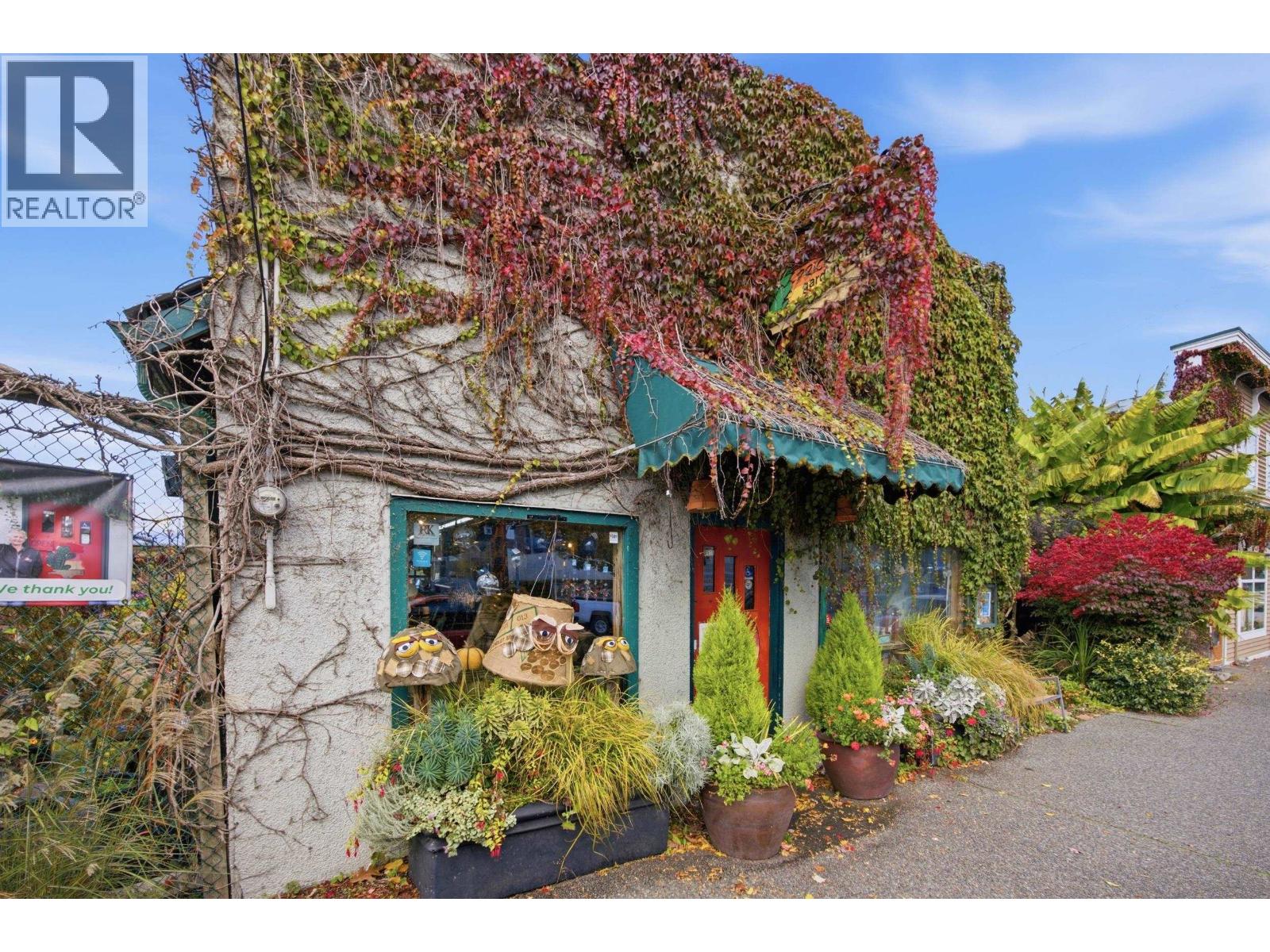 Photo of 107 4211 BAYVIEW STREET 37