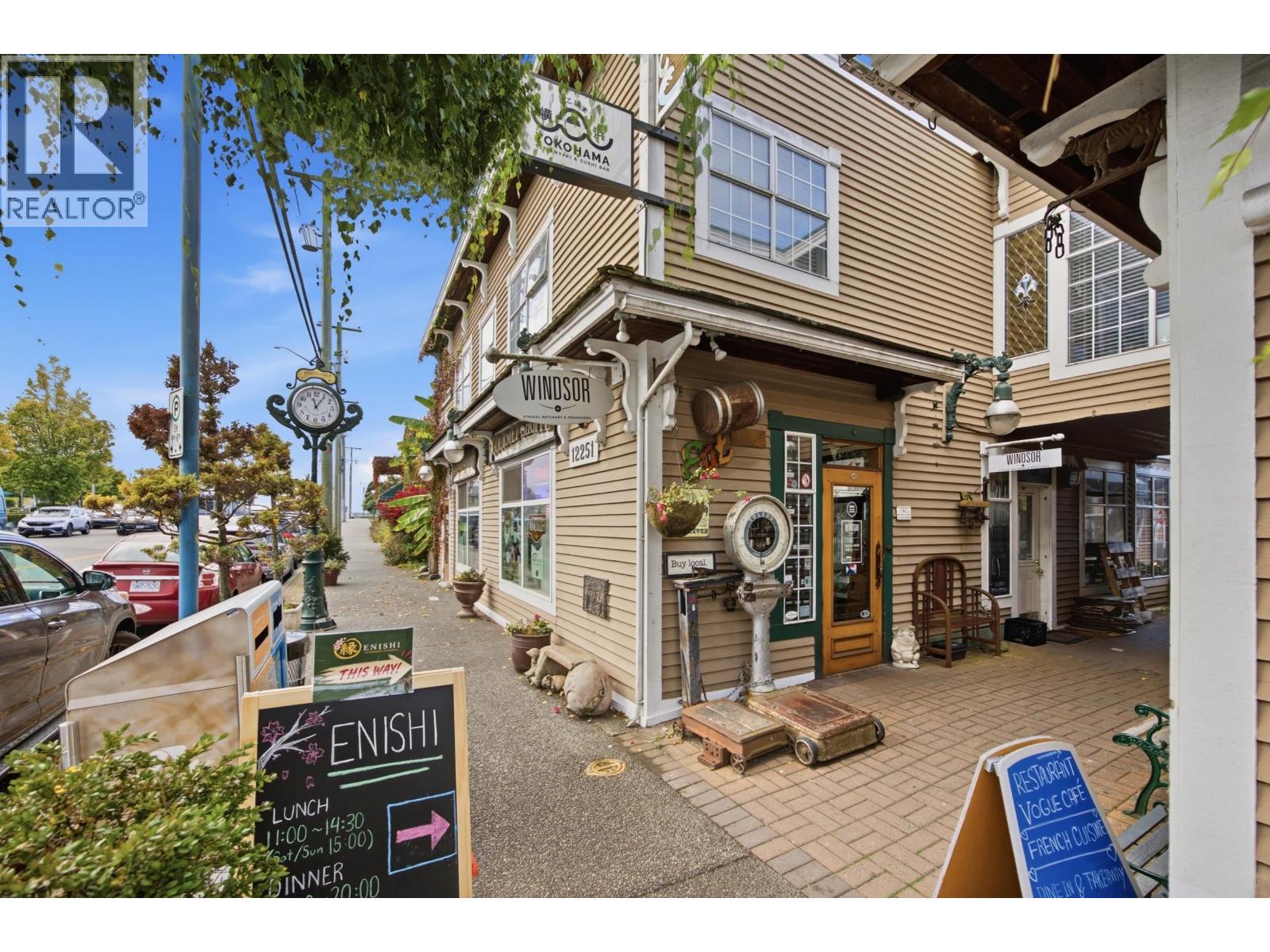Photo of 107 4211 BAYVIEW STREET 38