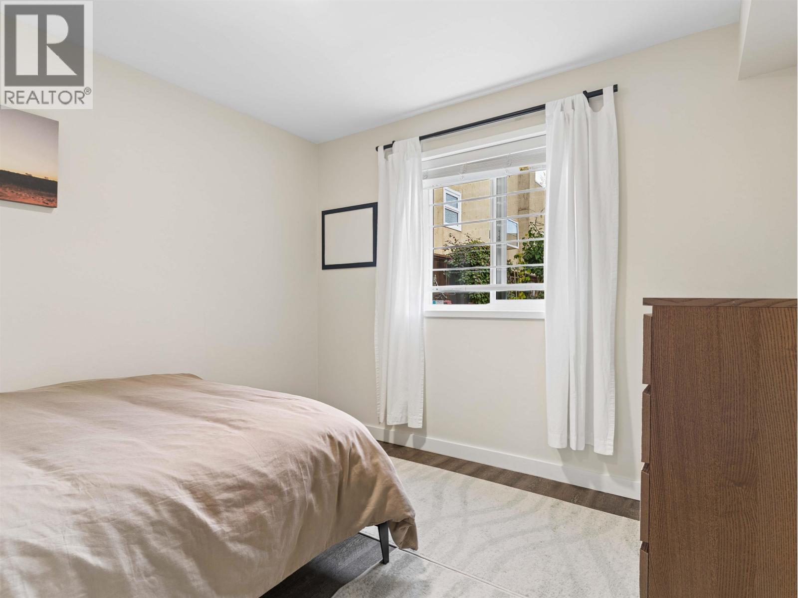 Photo of 2925 W 24TH AVENUE 33