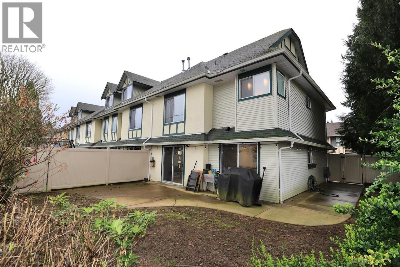16 21409 DEWDNEY TRUNK ROAD, Maple Ridge - Image 1