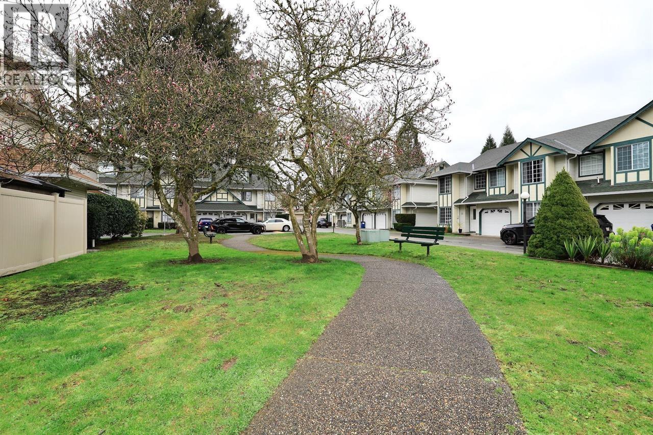 16 21409 DEWDNEY TRUNK ROAD, Maple Ridge - Image 1
