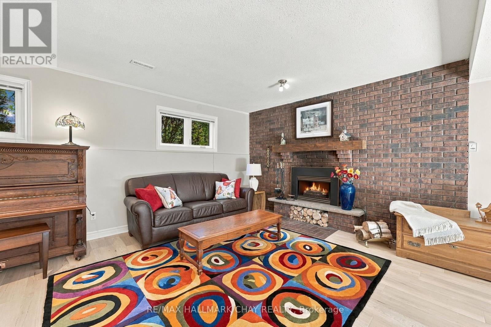 57 Belmont Crescent — photo 16