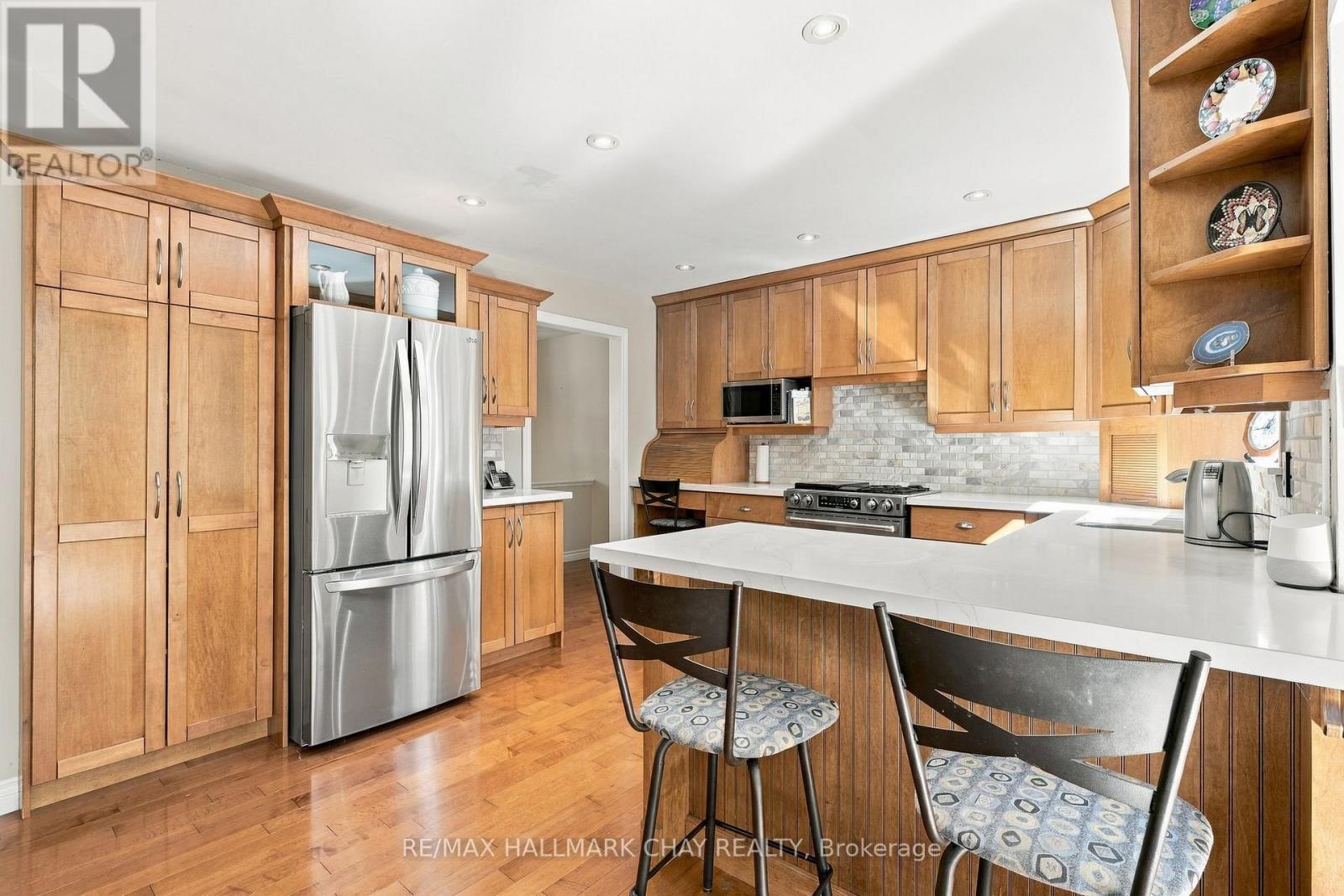57 Belmont Crescent — photo 8