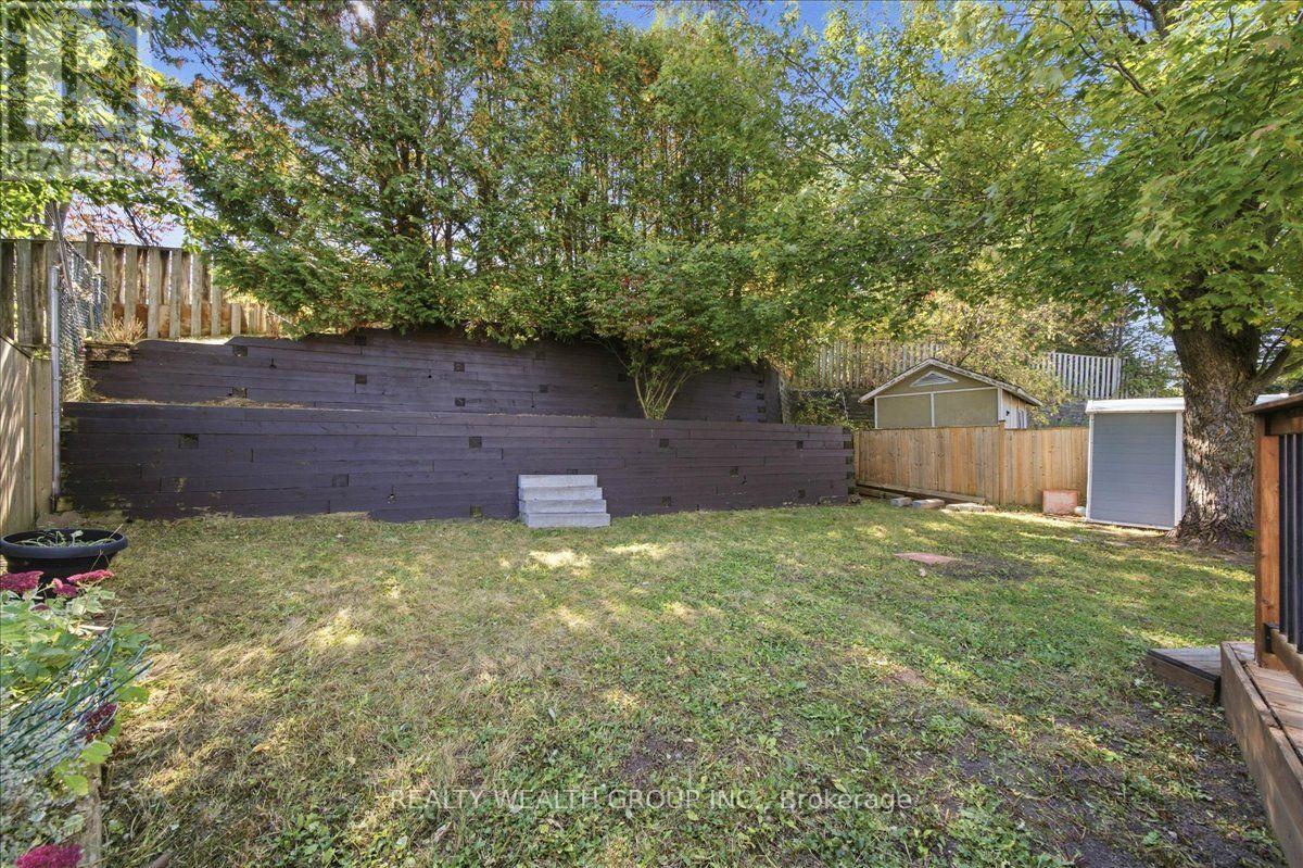 11 BRISTOW Court, Barrie, ON photo 42