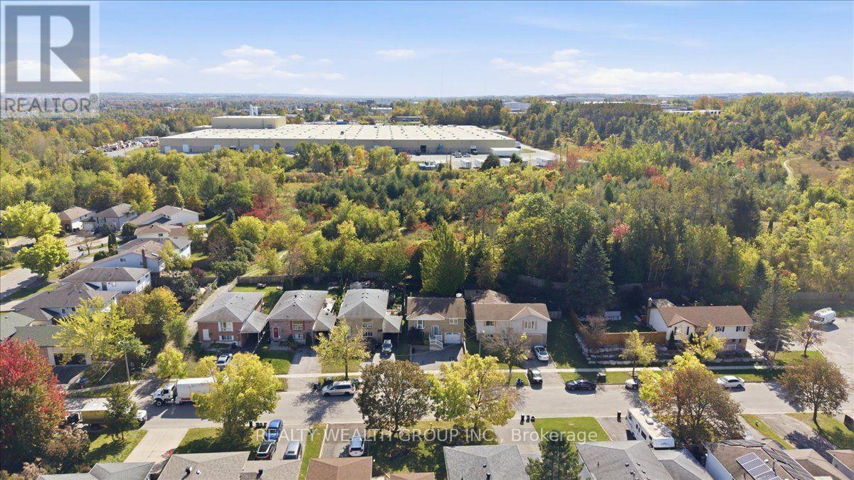 11 BRISTOW COURT - 47