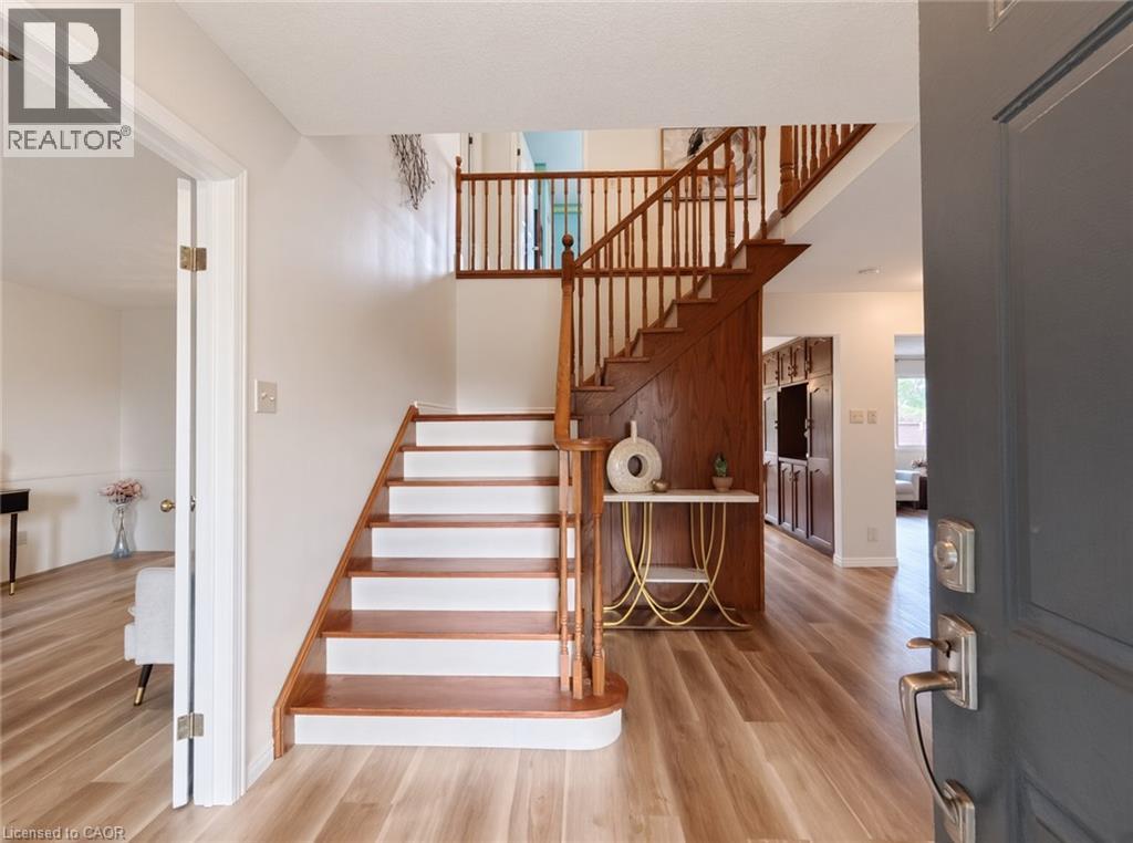 488 HEATHER HILL Place, Waterloo — photo 4