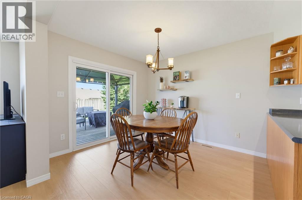 15 BARNETT Street - 3