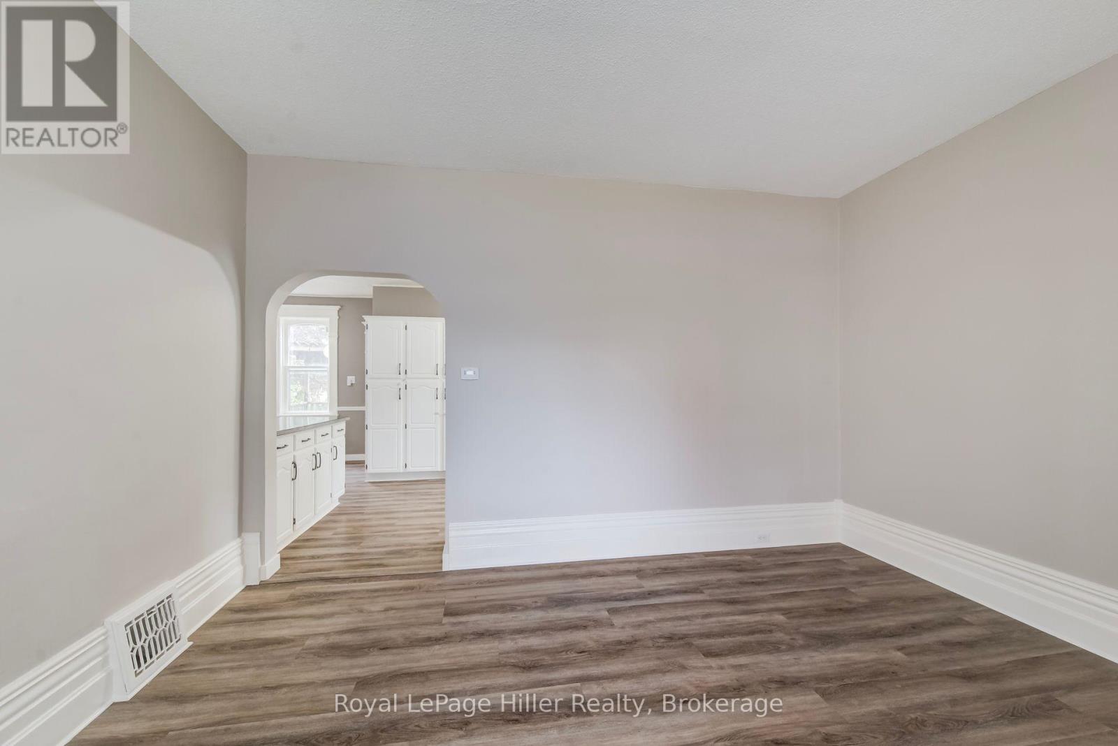 14 Pacific Avenue — photo 11