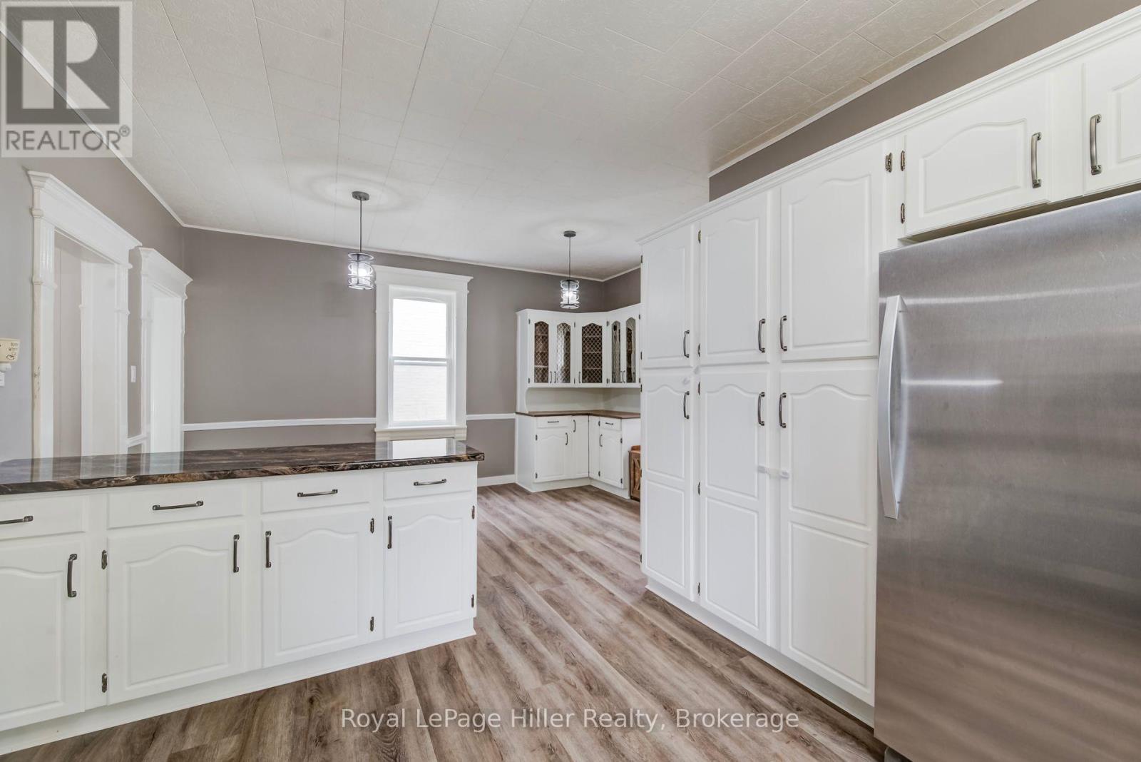 14 Pacific Avenue — photo 17