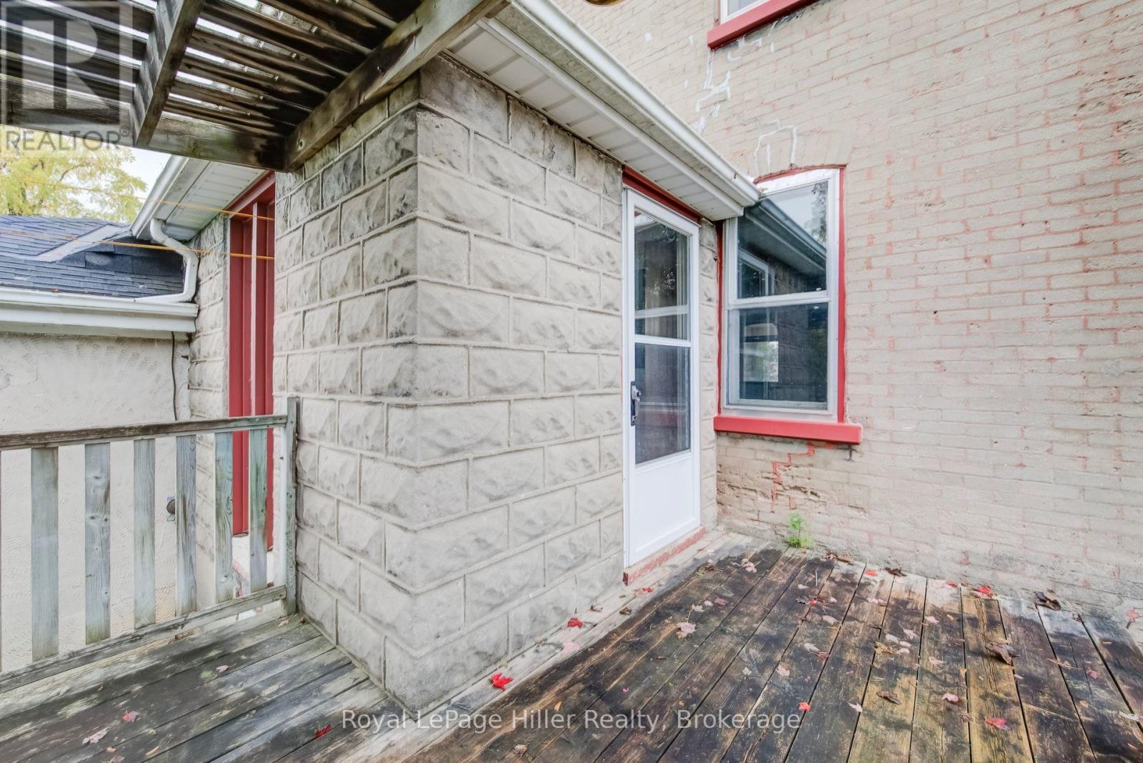14 Pacific Avenue — photo 38