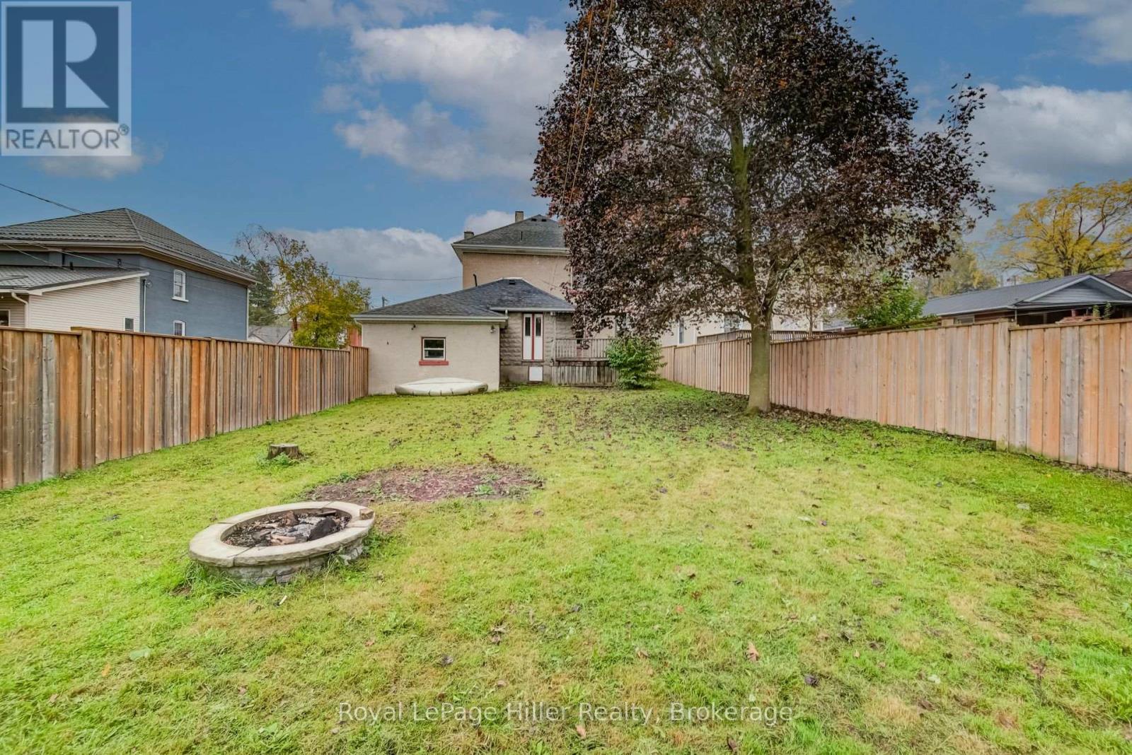 14 Pacific Avenue — photo 43
