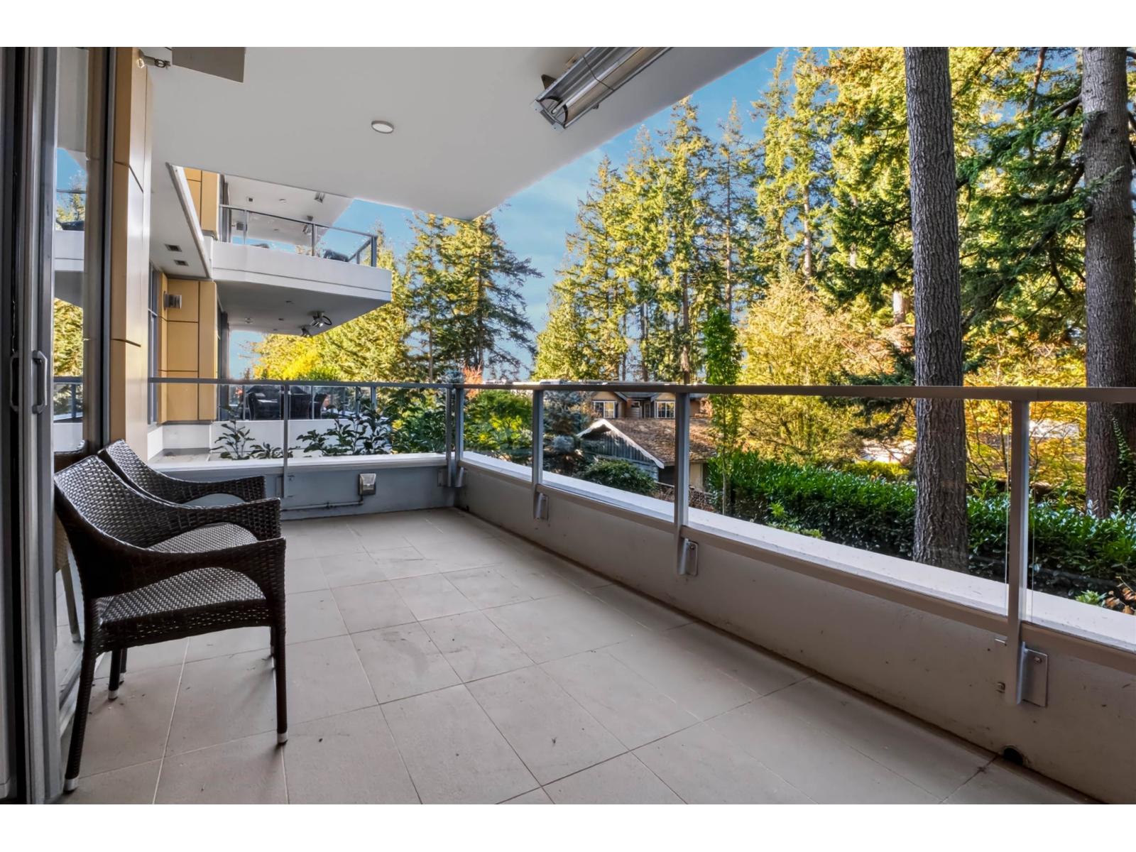206 1501 VIDAL STREET, White Rock - Image 1