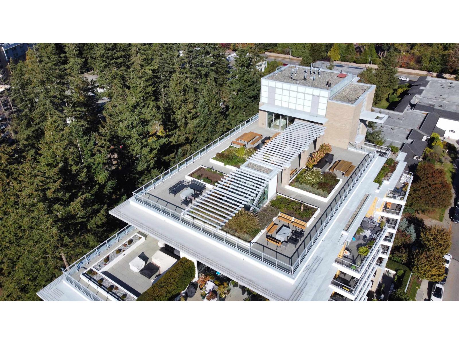 206 1501 VIDAL STREET, White Rock - Image 1