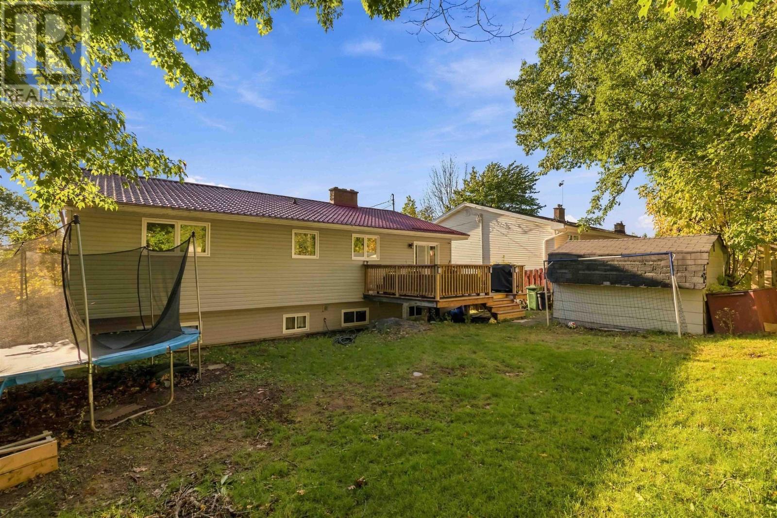 Property 36 of 51 of 11 Riverview Crescent