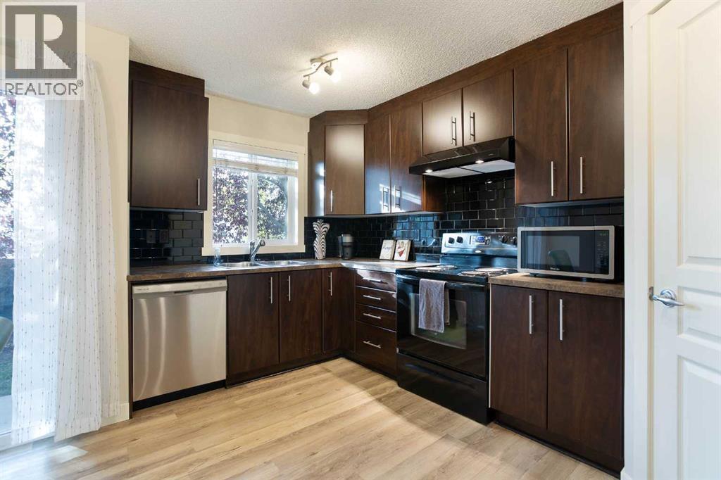 1907, 2445 Kingsland Road SE, Airdrie — photo 8