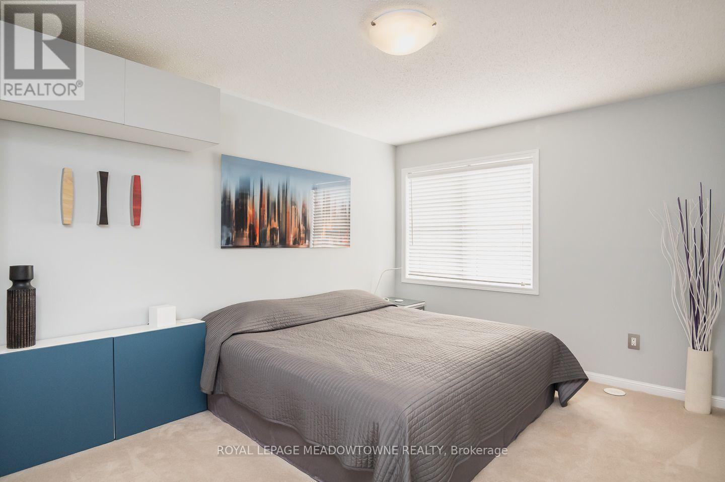 219 Septimus Heights, Milton, ON photo 18