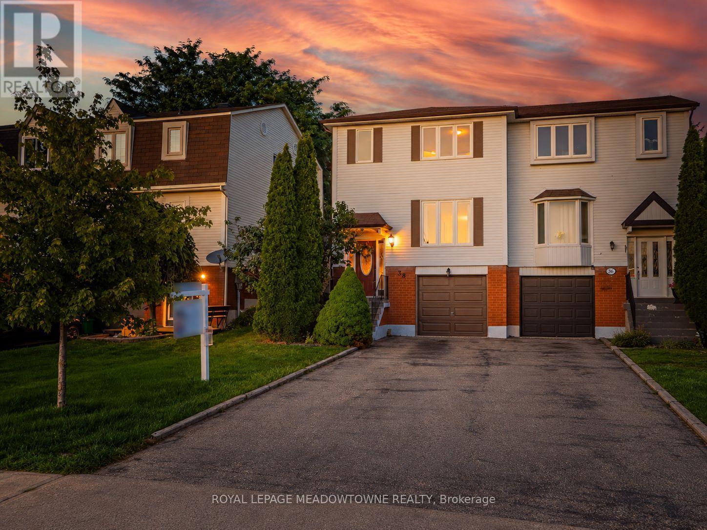 38 Lakeview Court, Orangeville, ON photo 2