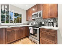768 Browning Place, North Vancouver, BC V7H1W9 Photo 11