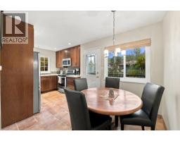 768 Browning Place, North Vancouver, BC V7H1W9 Photo 12