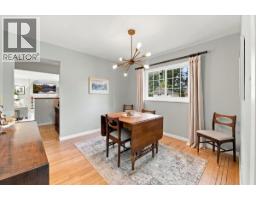 768 Browning Place, North Vancouver, BC V7H1W9 Photo 8