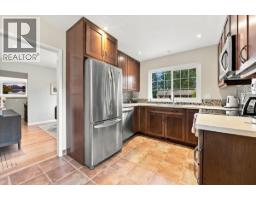 768 Browning Place, North Vancouver, BC V7H1W9 Photo 9