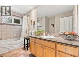768 Browning Place, North Vancouver, BC V7H1W9 Photo 20