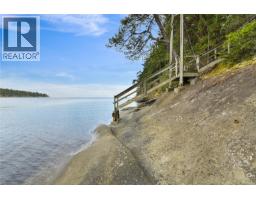 707 Wilks Rd, Mayne Island, BC V0N2J1 Photo 33