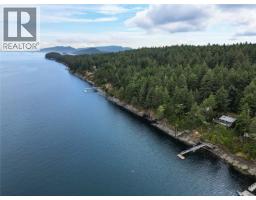 707 Wilks Rd, Mayne Island, BC V0N2J1 Photo 39