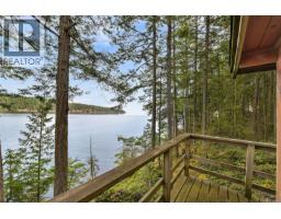 707 Wilks Rd, Mayne Island, BC V0N2J1 Photo 46