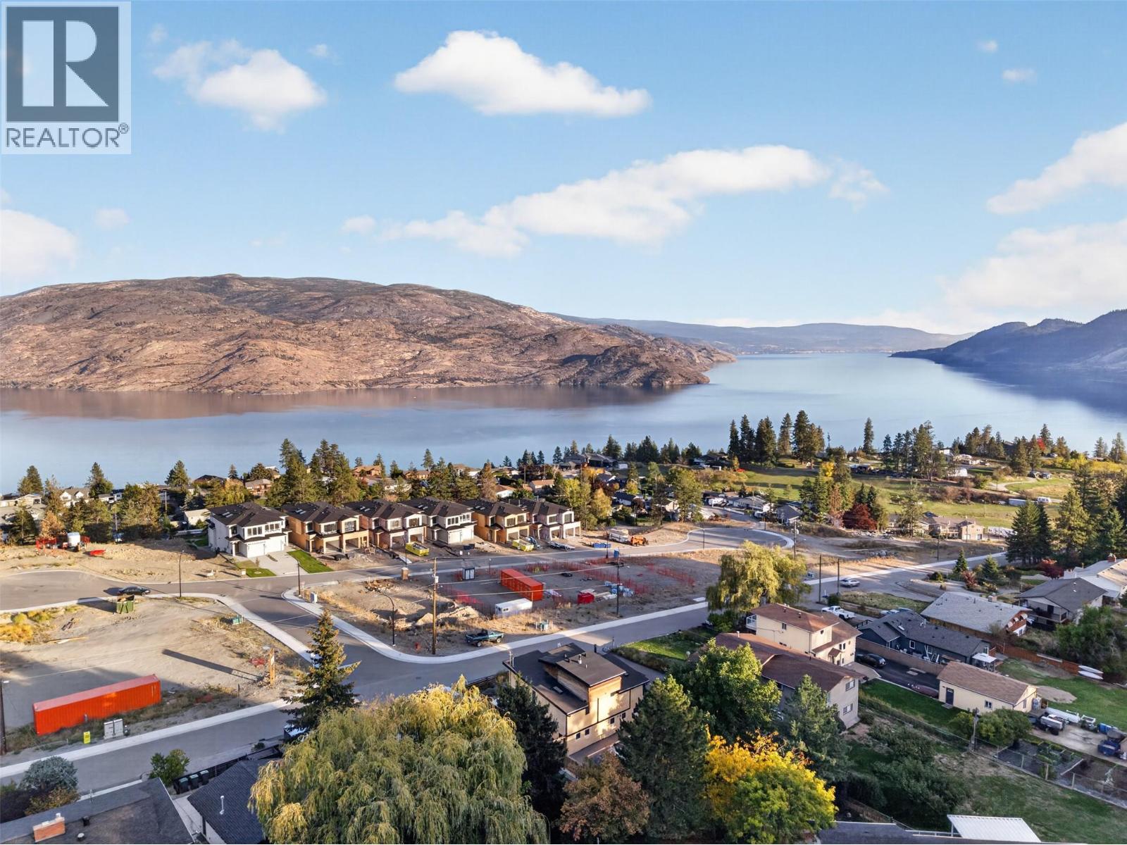 6226 Sanderson Avenue, Peachland