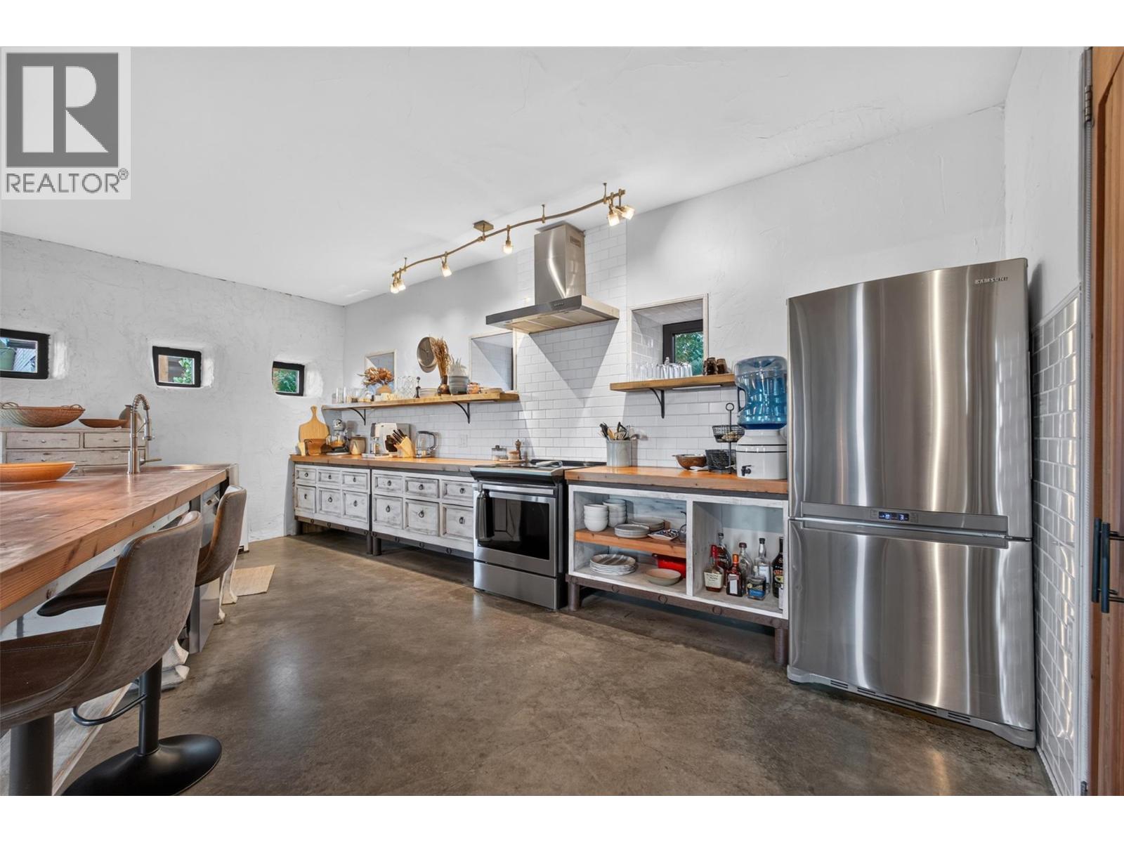 6226 Sanderson Avenue, Peachland