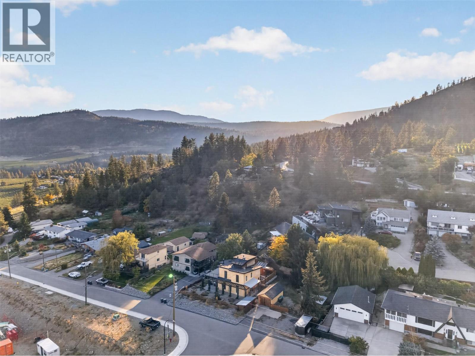6226 Sanderson Avenue, Peachland