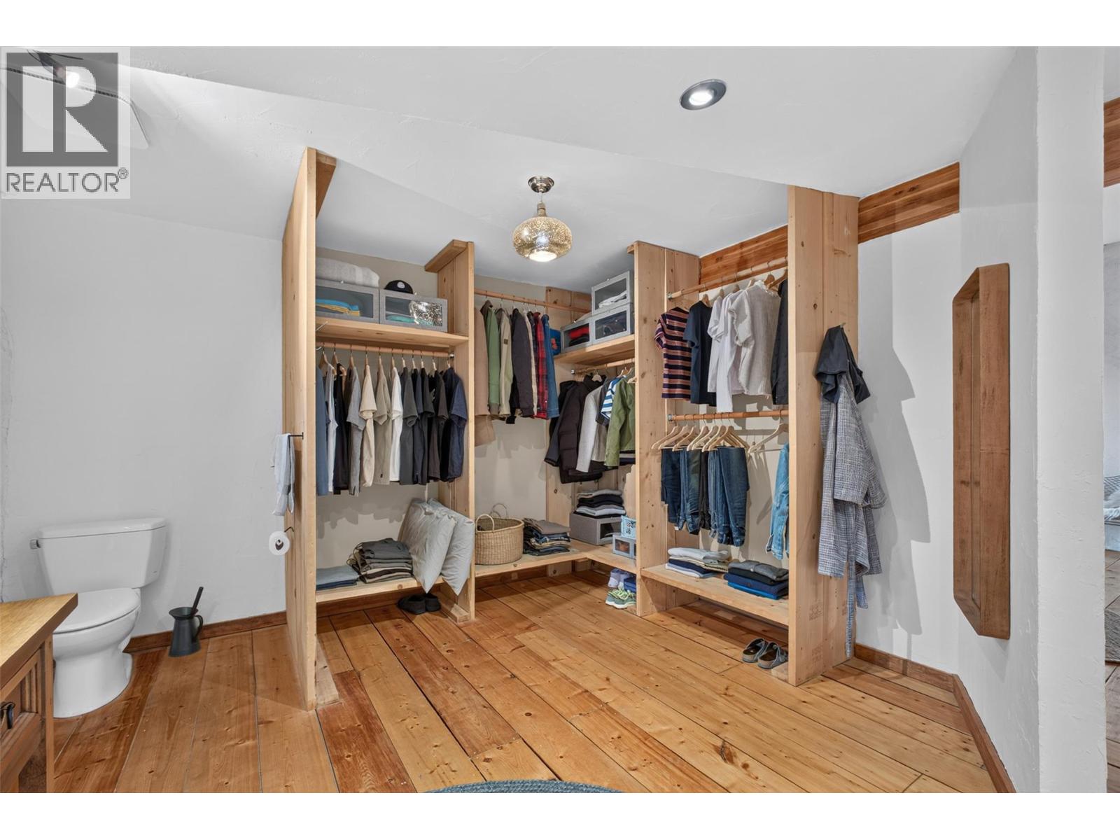6226 Sanderson Avenue, Peachland