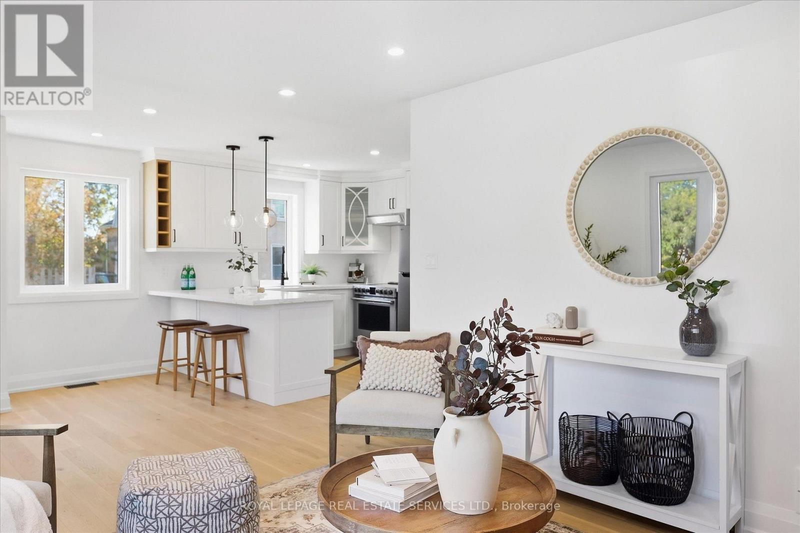 193 RUTHERFORD AVENUE - 17