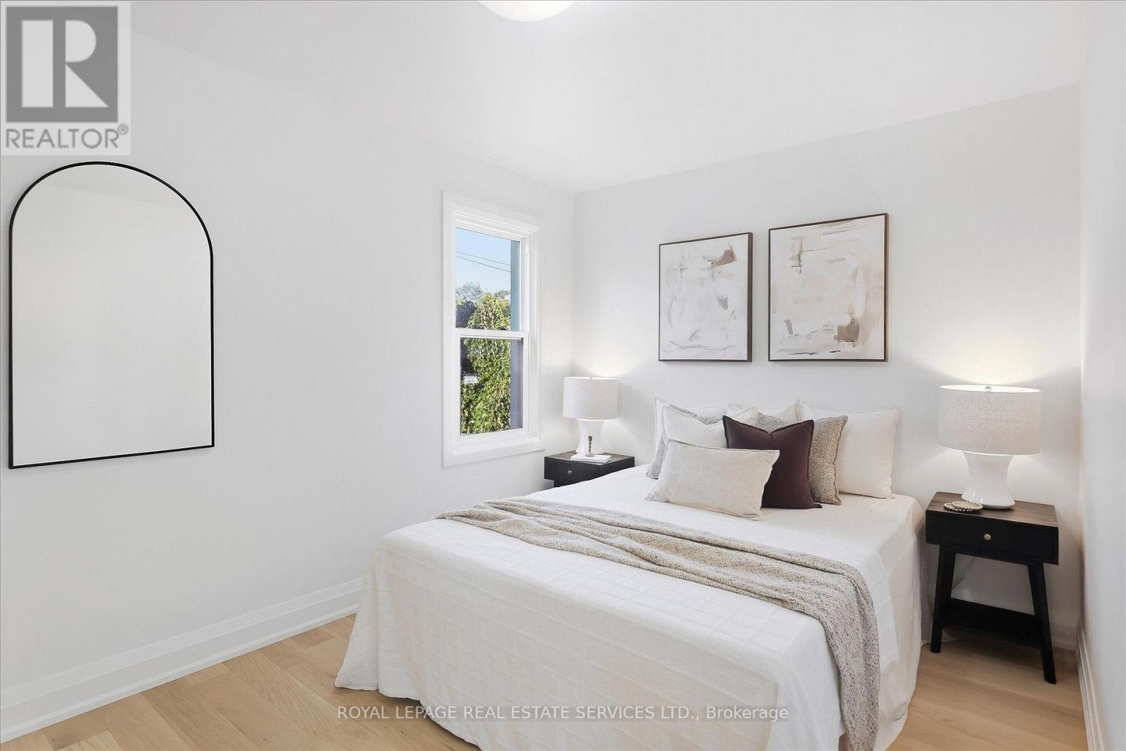 193 RUTHERFORD AVENUE - 21