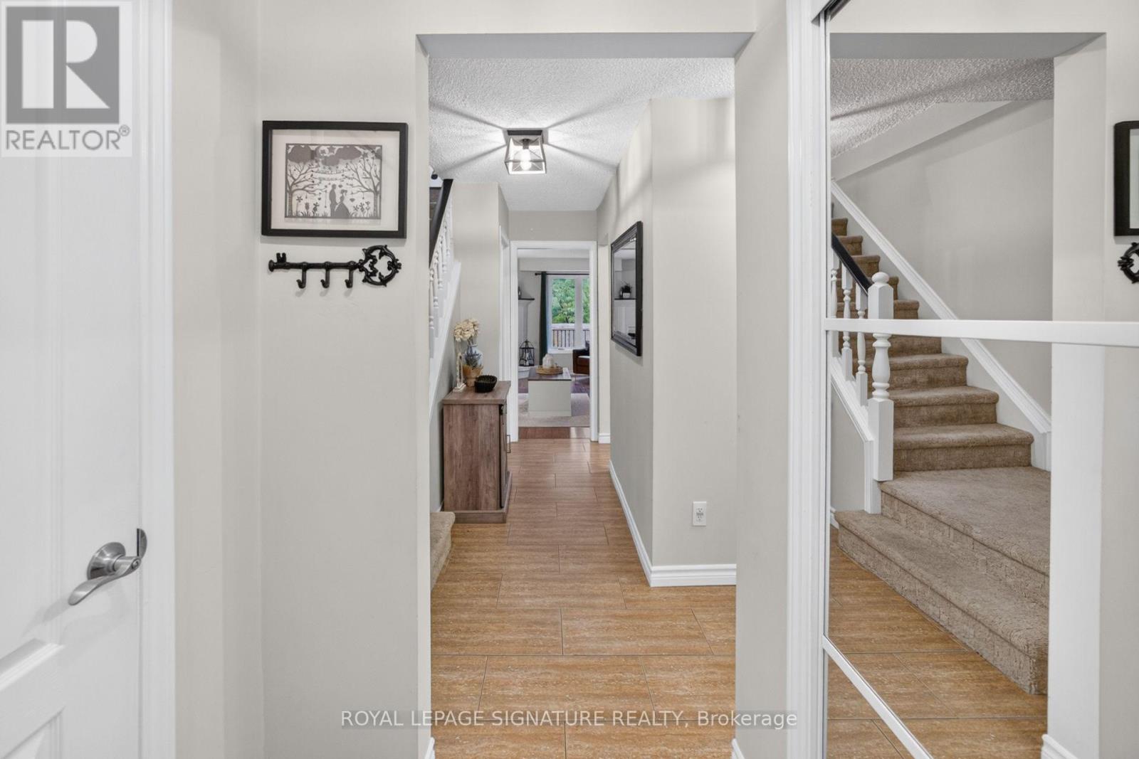 2 Cindy Avenue, Cambridge, ON photo 4
