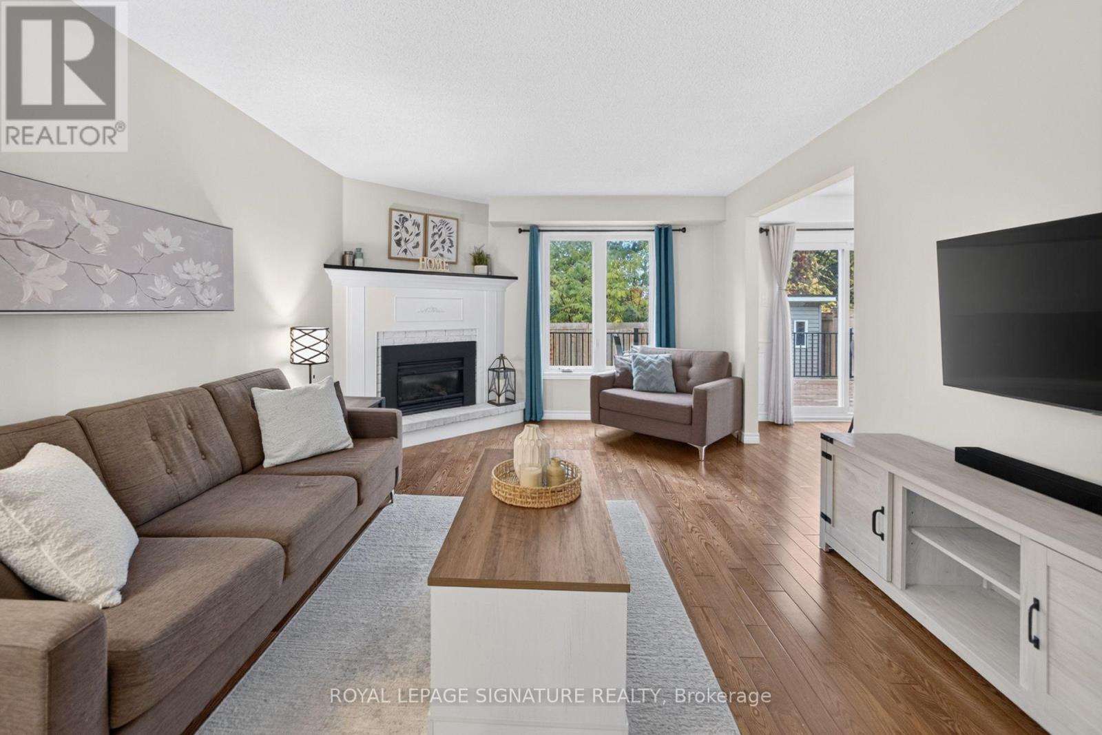 2 Cindy Avenue, Cambridge, ON photo 6