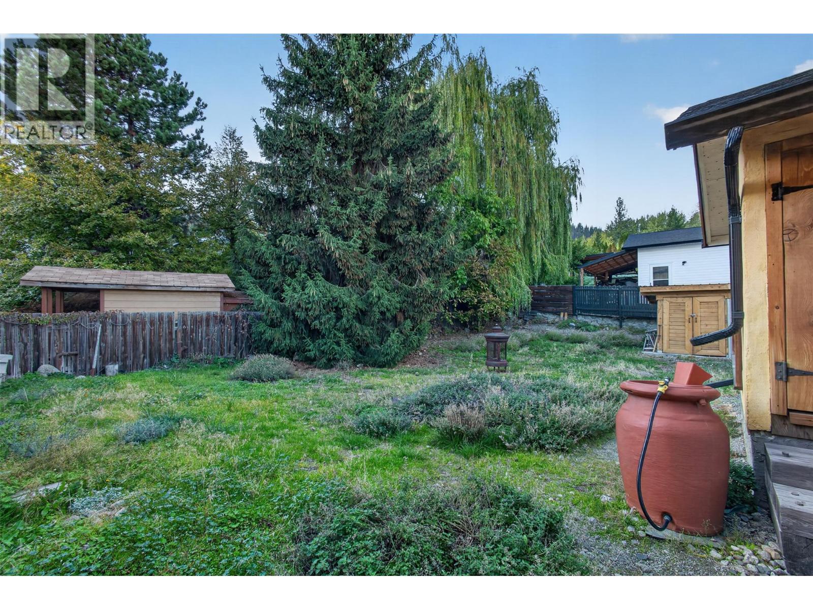 6226 Sanderson Avenue, Peachland