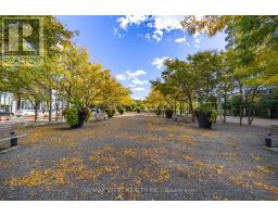 1002 - 21 Lawren Harris Square, Toronto, ON M5A0T4 Photo 31