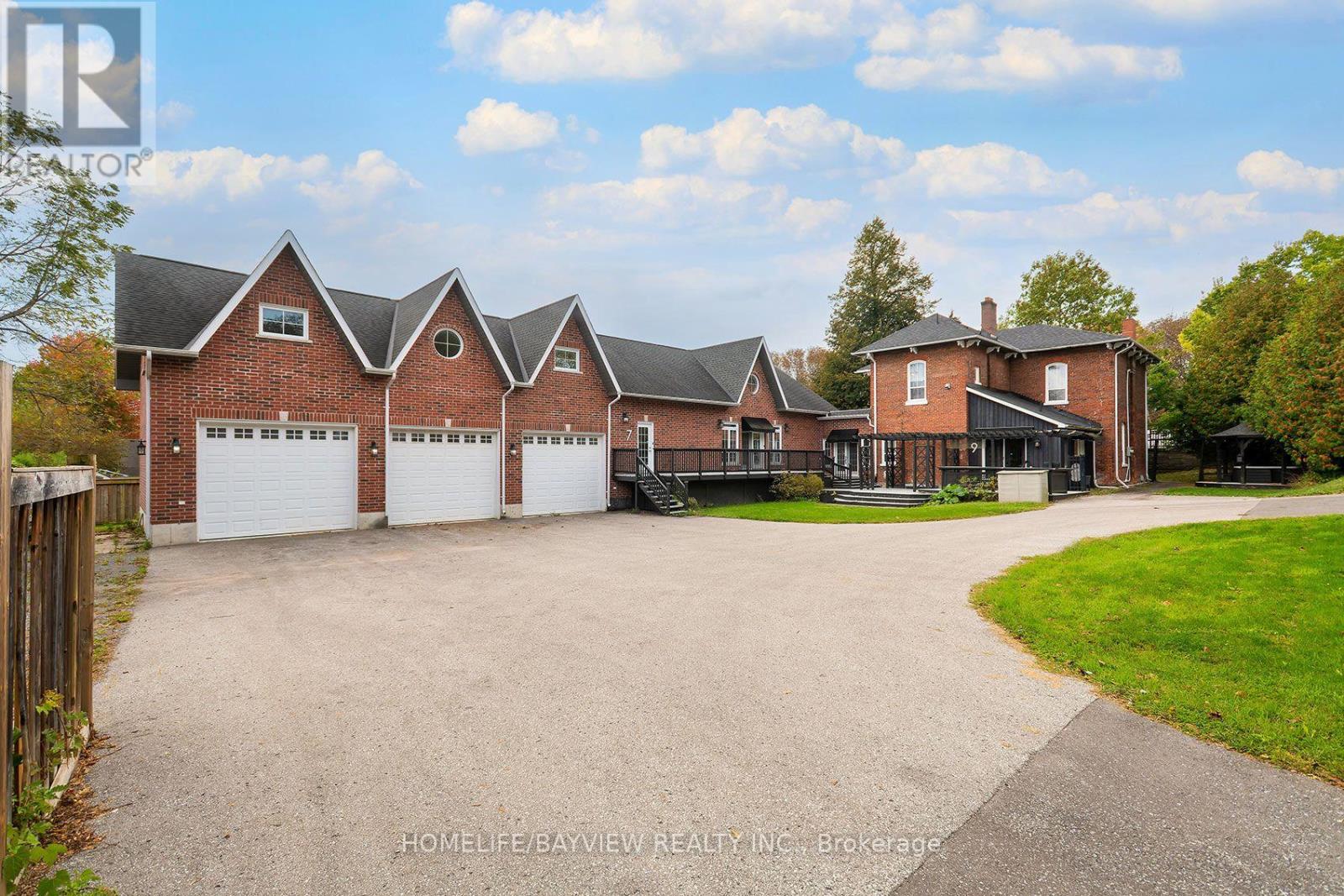 7-9 ODELL STREET - 38