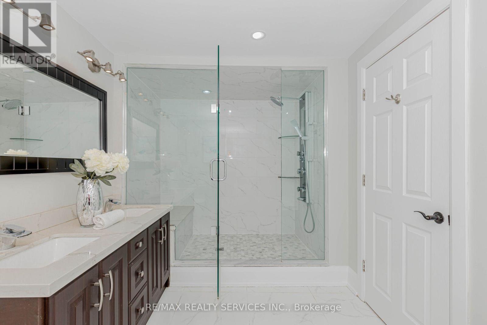 2 Gervais Drive — photo 30