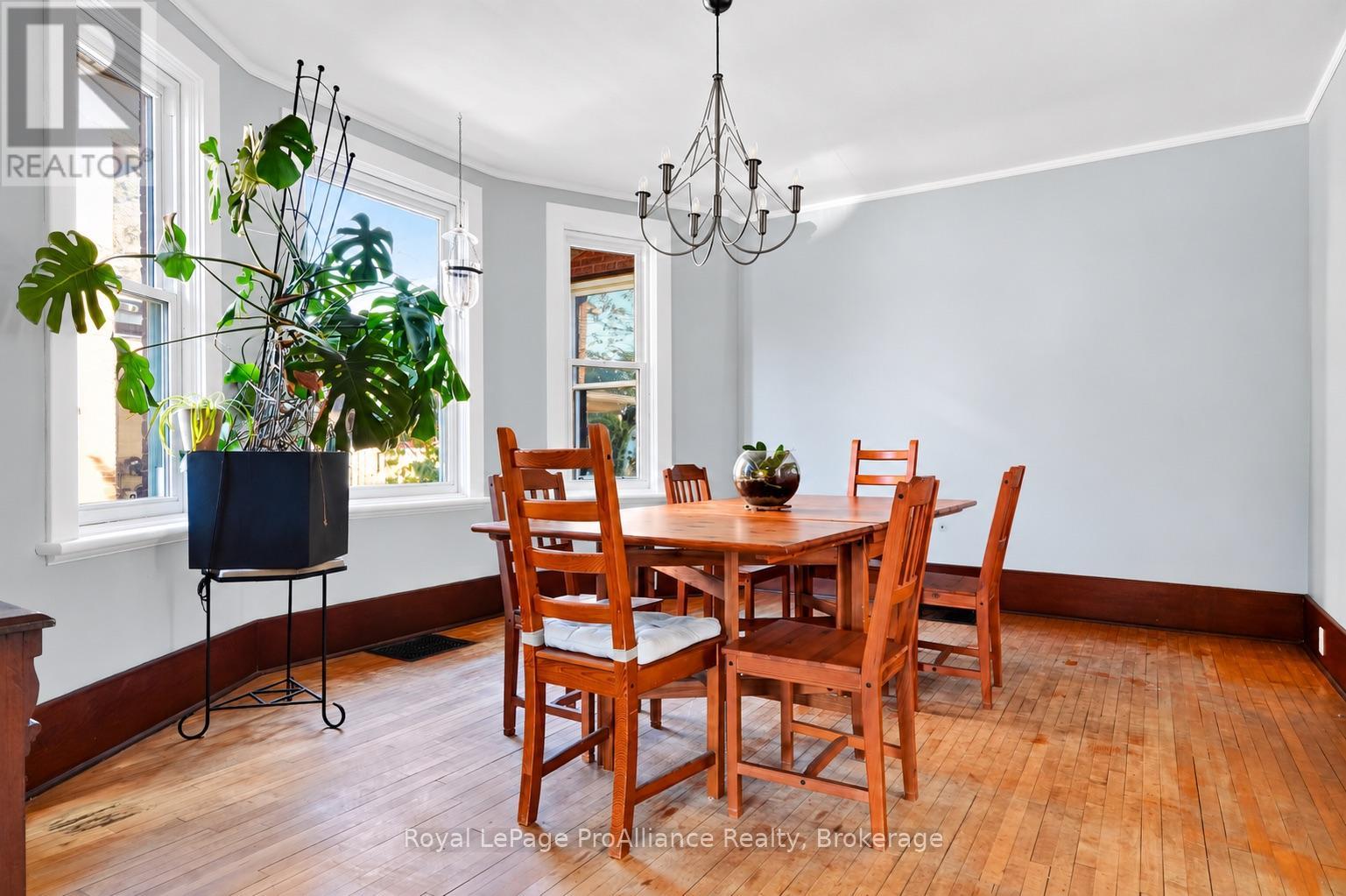 174 University Avenue West, Cobourg, ON photo 11