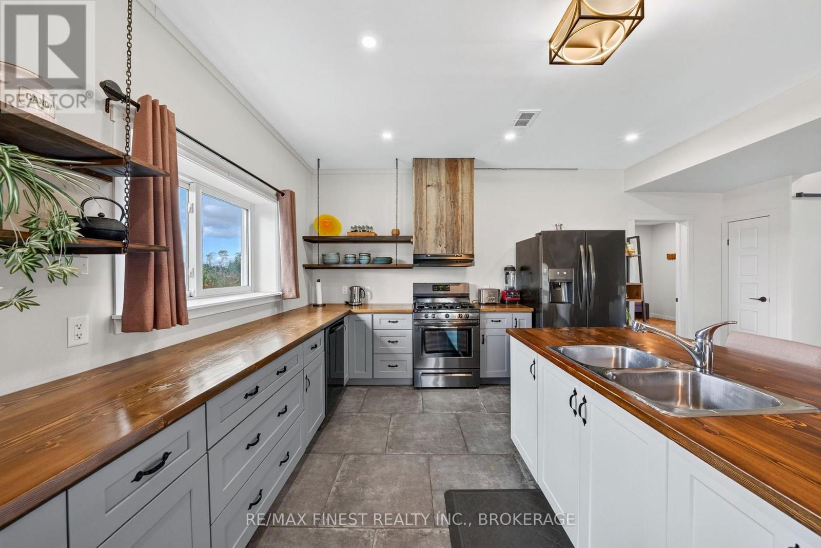 4084 Florida Road — photo 8