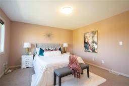 70 Bridgeland Drive N, Winnipeg, MB R3Y0B6 Photo 21