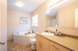 70 Bridgeland Drive N, Winnipeg, MB R3Y0B6 Photo 23